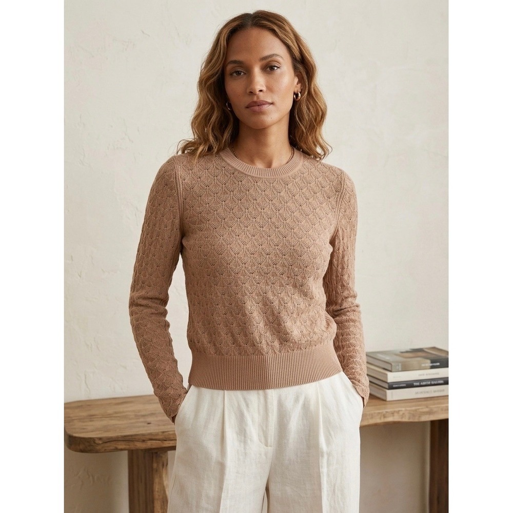 Club Monaco Tan Pointelle Scallop Knit Button Back Sweater Womens Medium